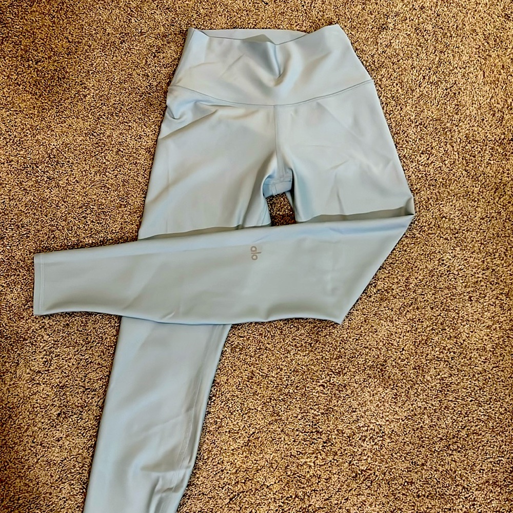Alo High-Waisted Airlift Leggings - Chalk Blue